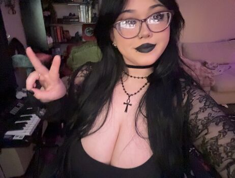 Full leaked Soulreapermae private onlyfans photo