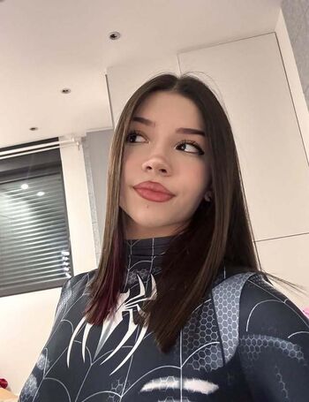 Full leaked Spider girl into the thot verse private onlyfans photo