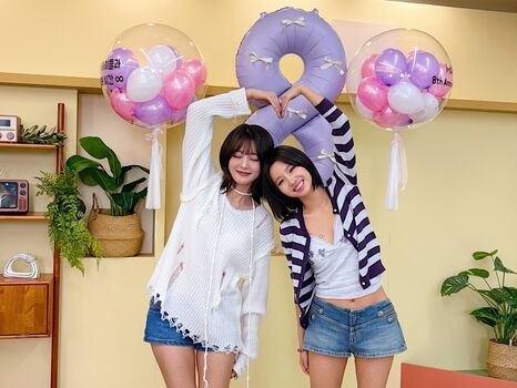 tiny.pretty.j