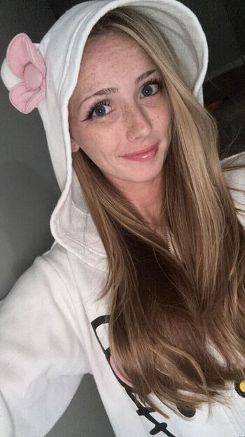 Full leaked Trippytreees private onlyfans photo