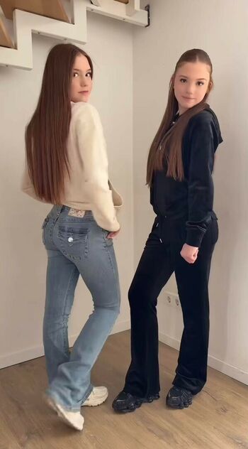 TwinsOnIce