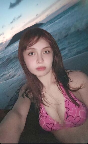 Full leaked Valelizuwu private onlyfans photo