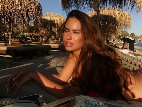 Full leaked Valeria private onlyfans photo