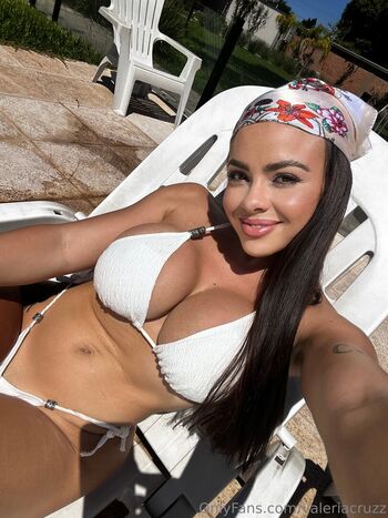valeriacruzz