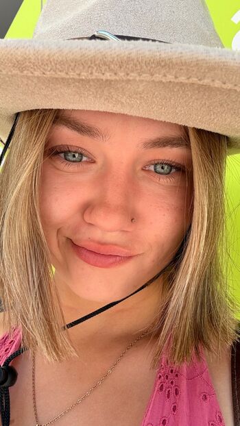 Full leaked Valeriyastill page private onlyfans photo