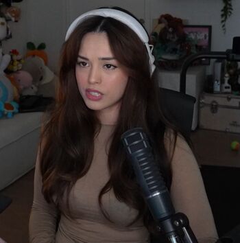 Valkyrae