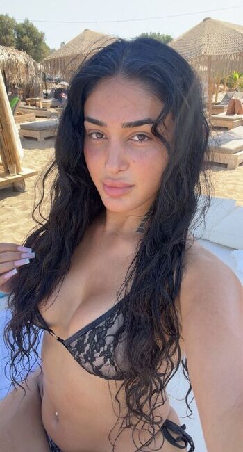 Full leaked Vinoschh private onlyfans photo