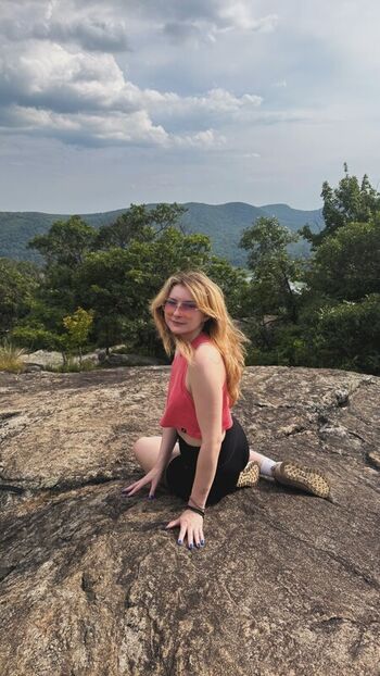Full leaked Vkunia private onlyfans photo