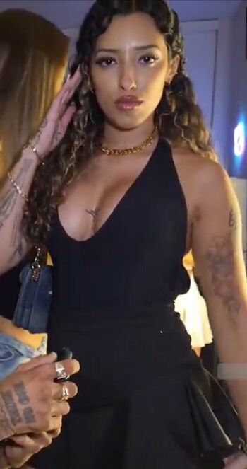 Full leaked Zoenya page private onlyfans photo