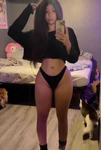 Full leaked Leezipotato/ private onlyfans photo