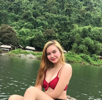 Xelamarie Magno
