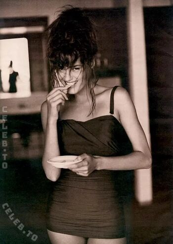 Full leaked Yasmin le bon private onlyfans photo