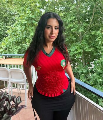 Full leaked Lunaaax private onlyfans photo