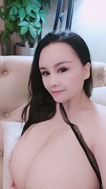 Full leaked Youyoulama private onlyfans photo