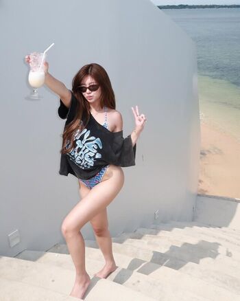 Full leaked Yskaela page private onlyfans photo