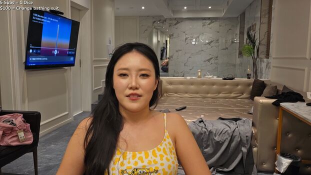 Full leaked Yuggie tv private onlyfans photo