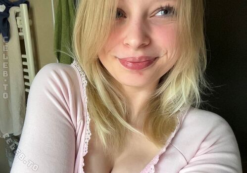 Full leaked Yukistarxyz private onlyfans photo