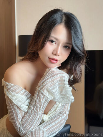 Full leaked Yukixbunz private onlyfans photo