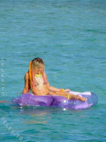 Full leaked Zara larsson private onlyfans photo