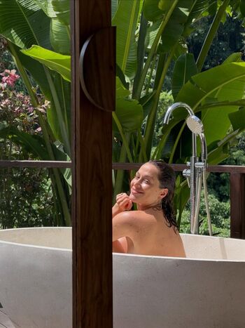 Full leaked Zoelegavrian zazou dcy private onlyfans photo