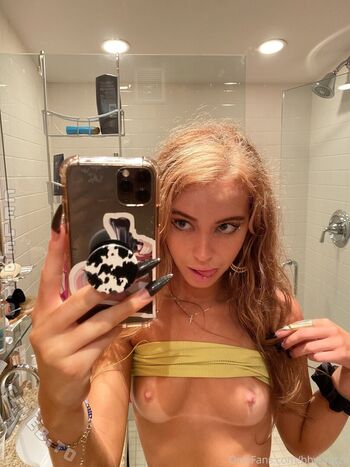 Full leaked Zoey luna private onlyfans photo