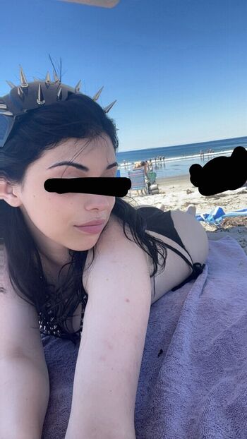 Full leaked Zombe tramp private onlyfans photo